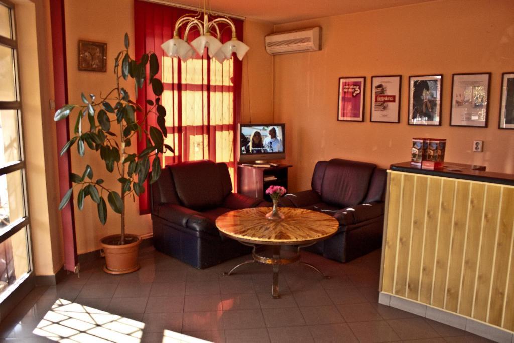 Pensiunea Vlad Home Timişoara Exteriör bild