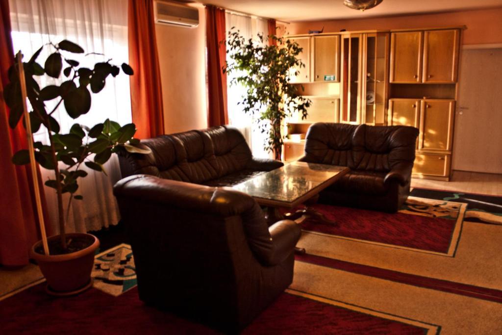 Pensiunea Vlad Home Timişoara Exteriör bild