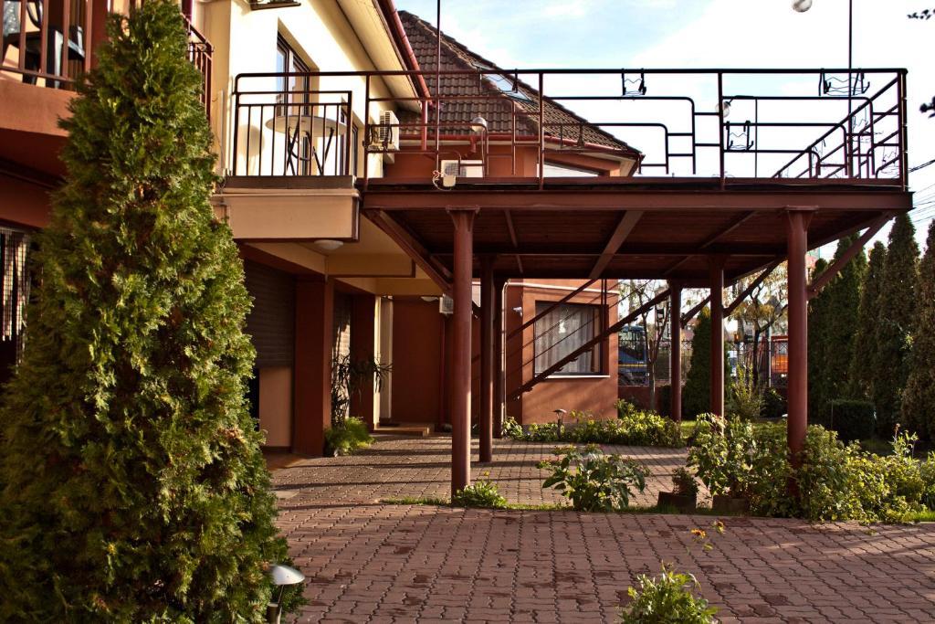 Pensiunea Vlad Home Timişoara Exteriör bild